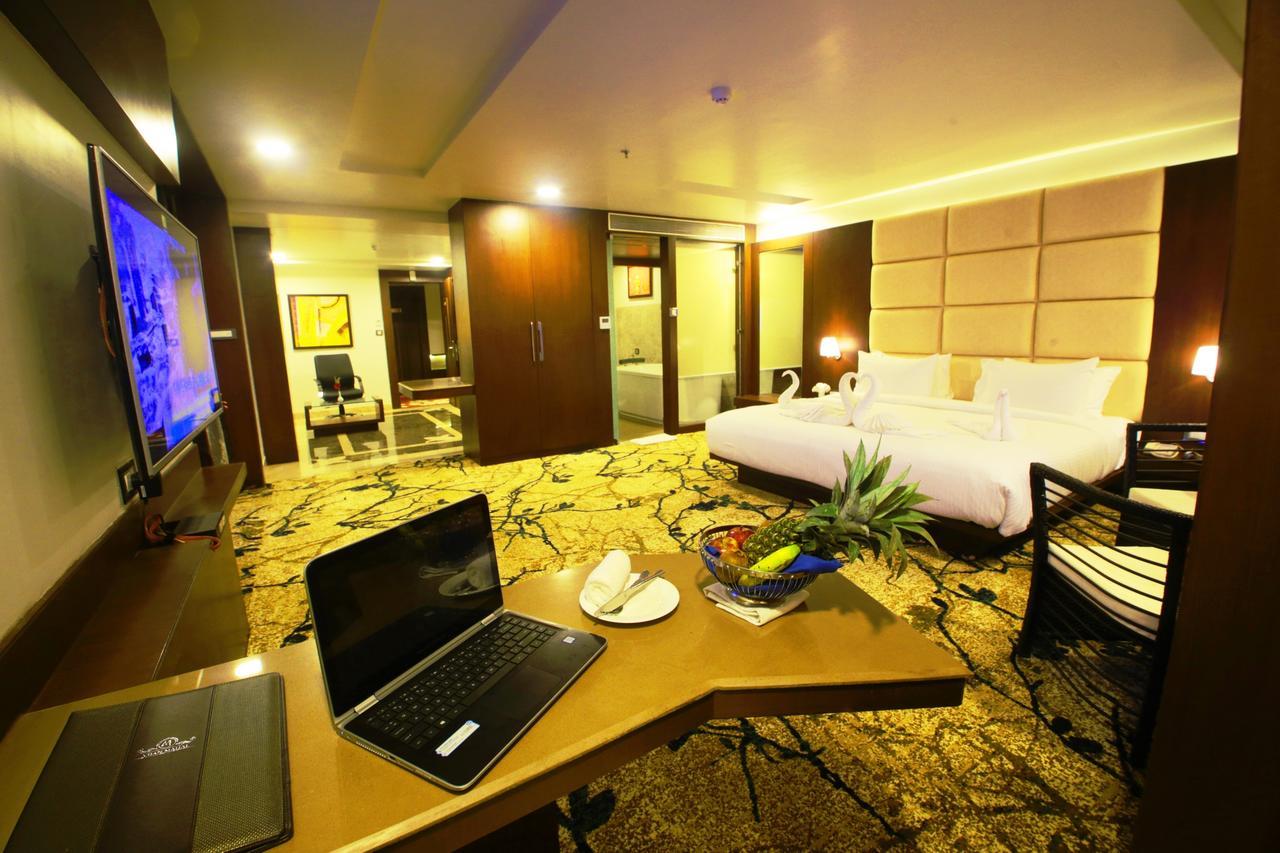 Vijan Mahal Hotel Jabalpur Bagian luar foto